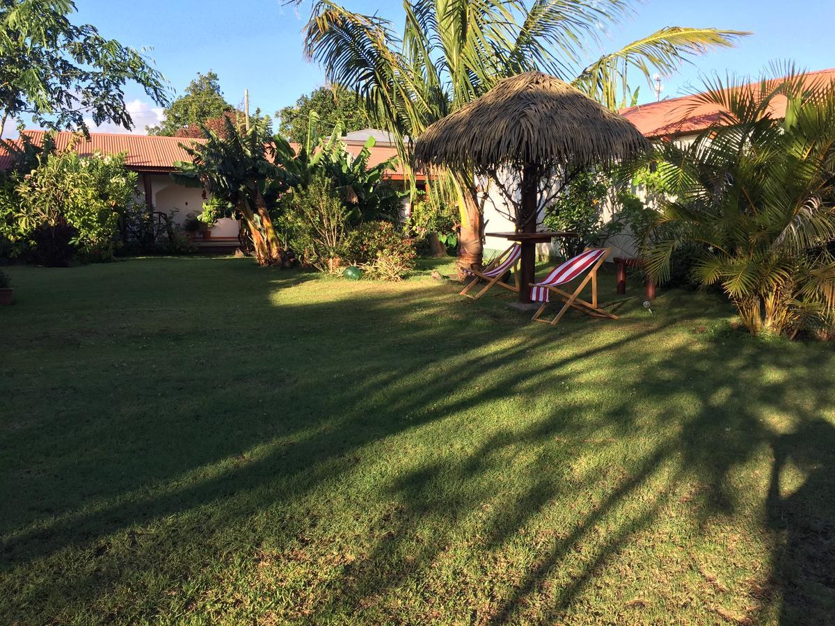 Cabanas Hinariru Nui Hanga Roa Exterior foto