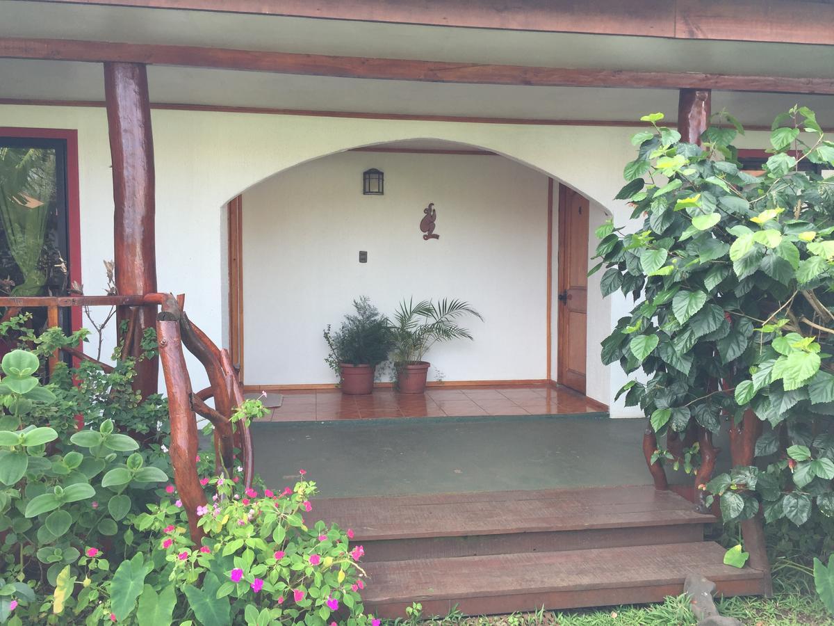 Cabanas Hinariru Nui Hanga Roa Exterior foto